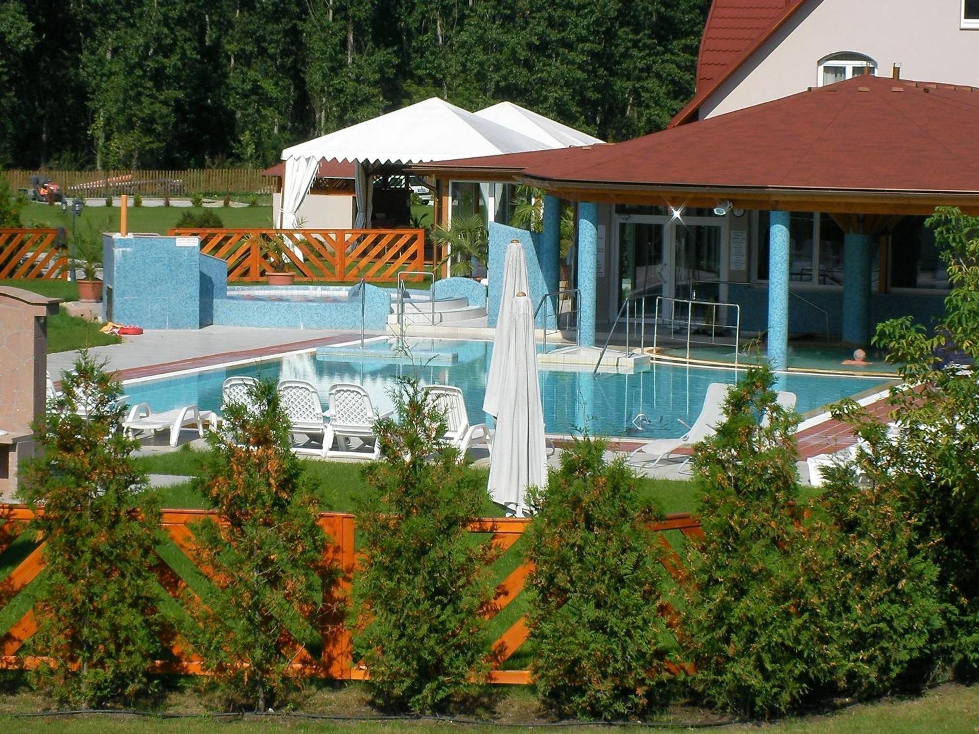 Thermal Park Hotel Egerszalok Exterior photo